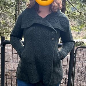 Dark Green Cable-Knit Women's Cardigan with Oversized Collar